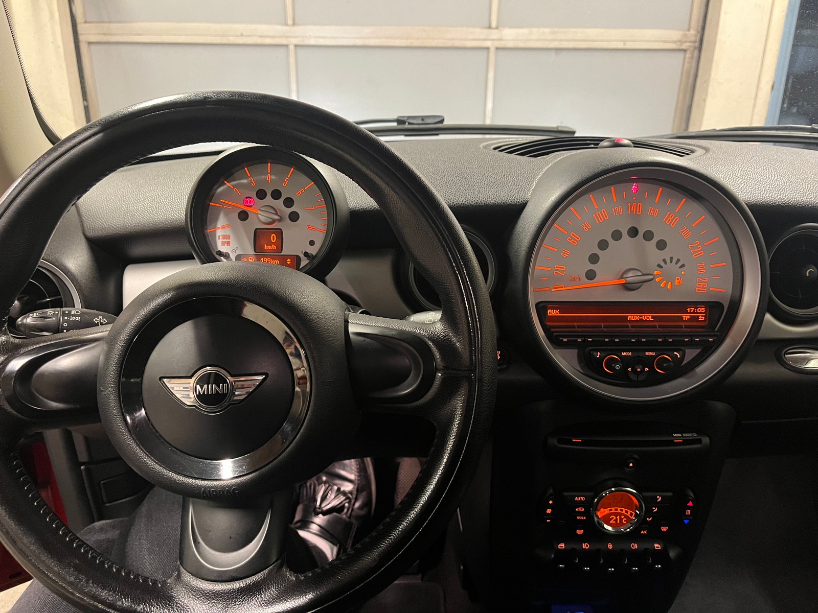 MINI Cooper til salg hos Nabilli