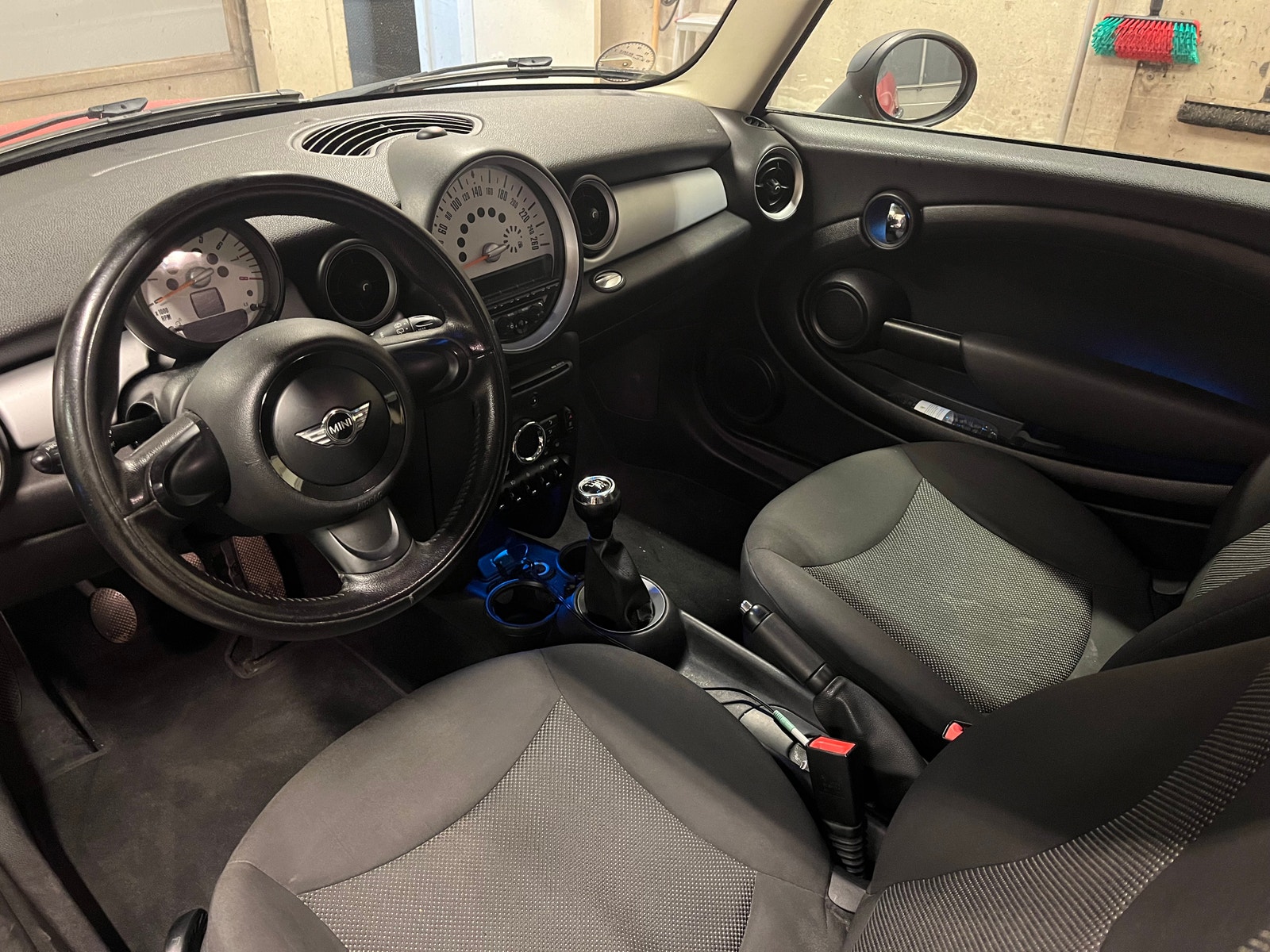 MINI Cooper til salg hos Nabilli