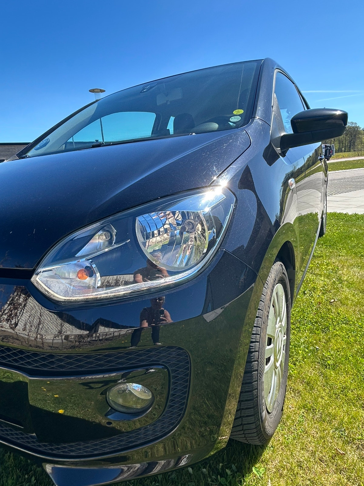 VW UP! til salg hos Nabilli
