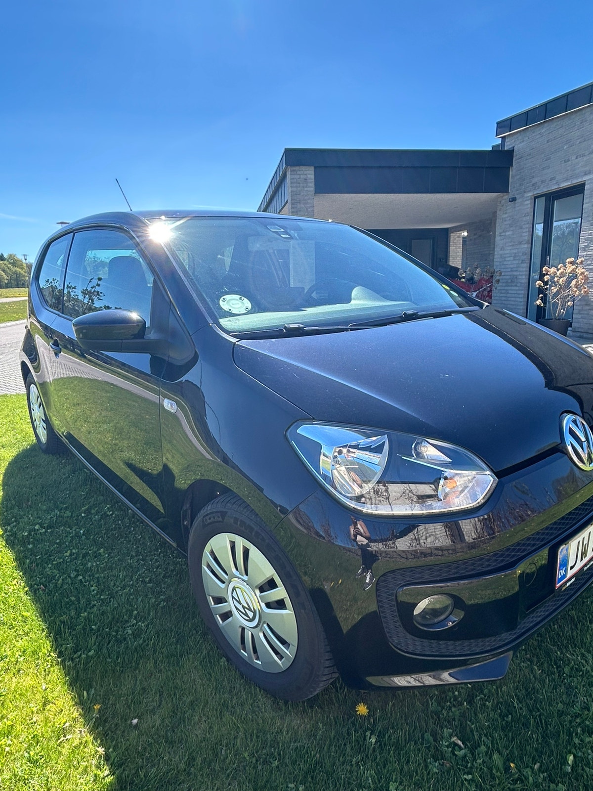 VW UP! til salg hos Nabilli