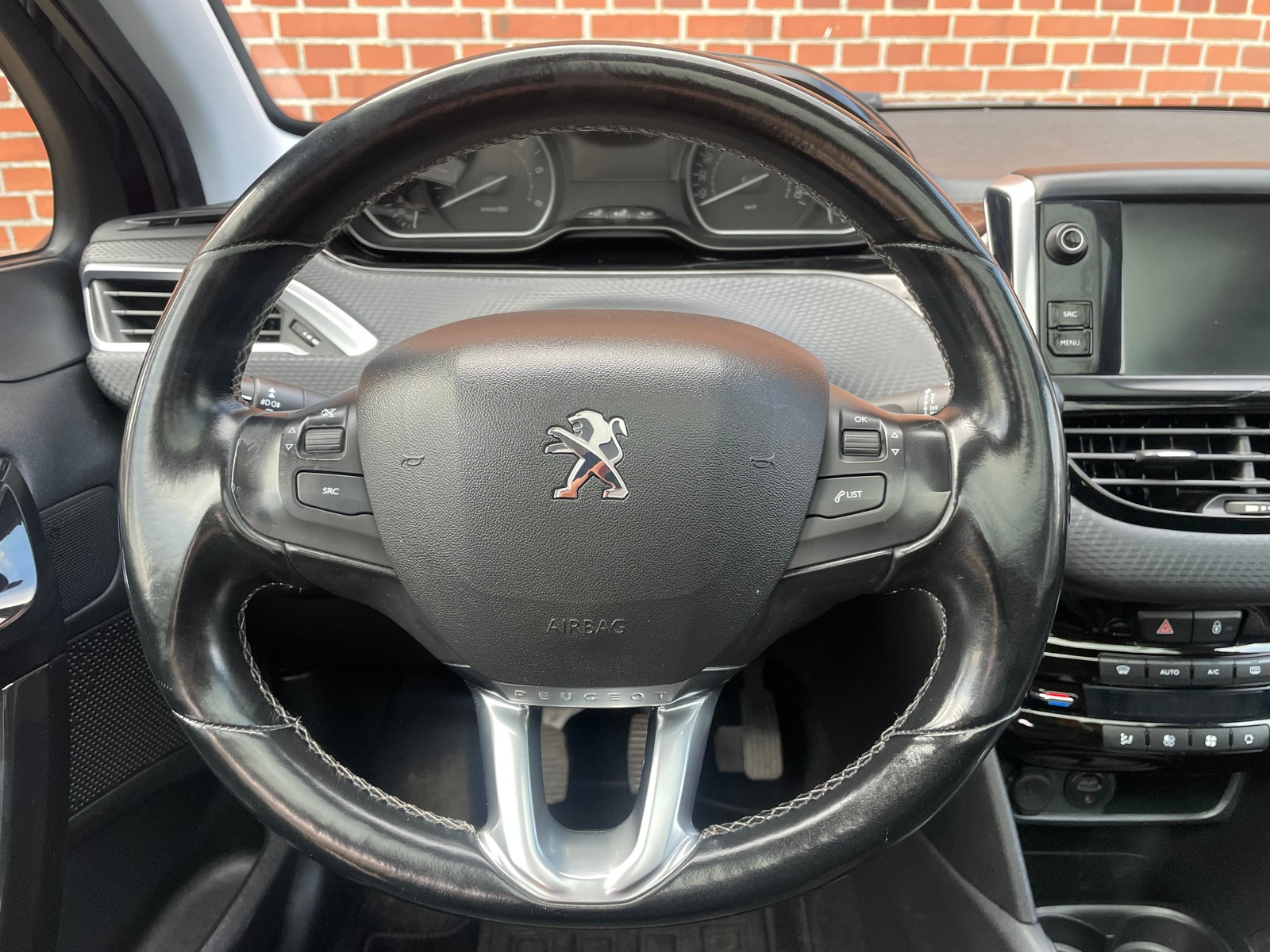 Peugeot 208 – billede 8