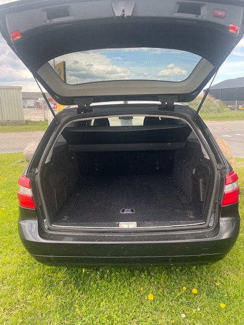 Mercedes E200 til salg hos Nabilli