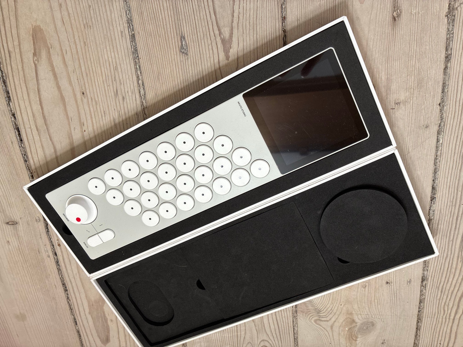Akuto Studio Chord Machine AKT-0.1 | DBA