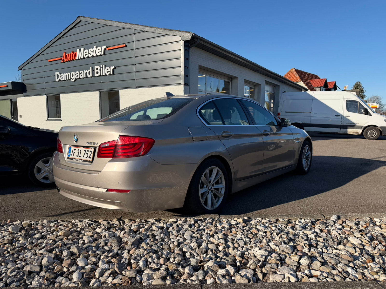 BMW 523i til salg hos Nabilli