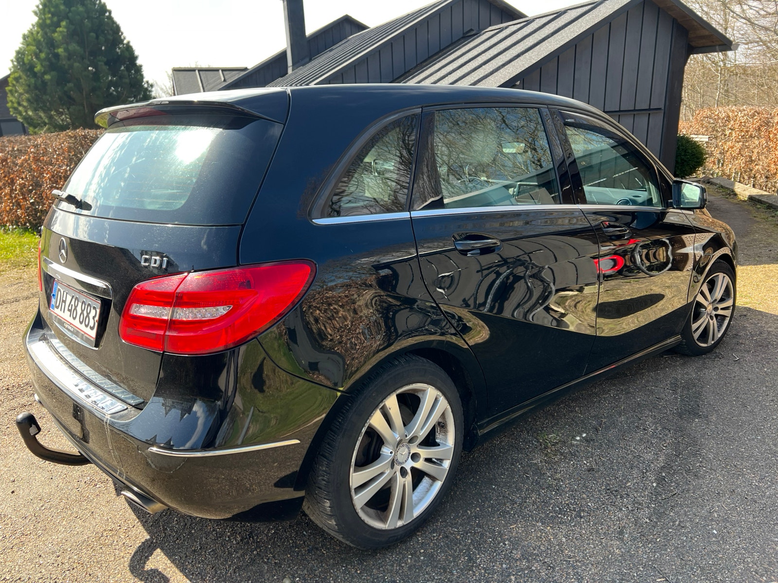 Mercedes B220 til salg hos Nabilli
