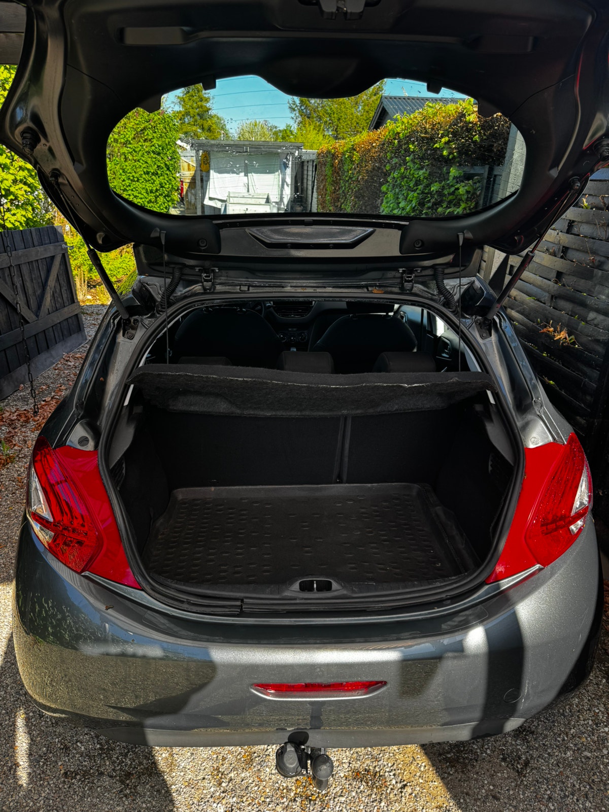 Peugeot 208 til salg hos Nabilli