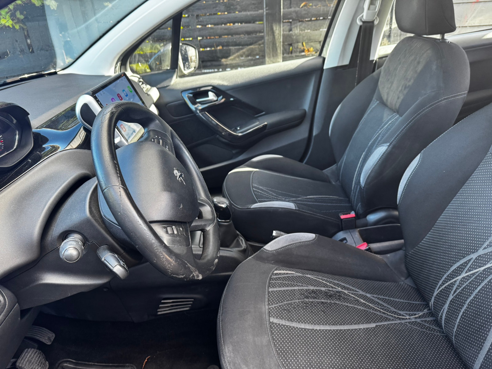 Peugeot 208 til salg hos Nabilli
