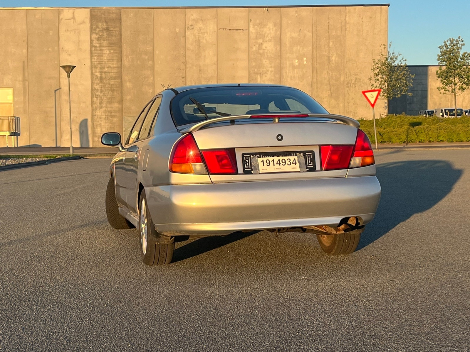 Mitsubishi Carisma til salg hos Nabilli