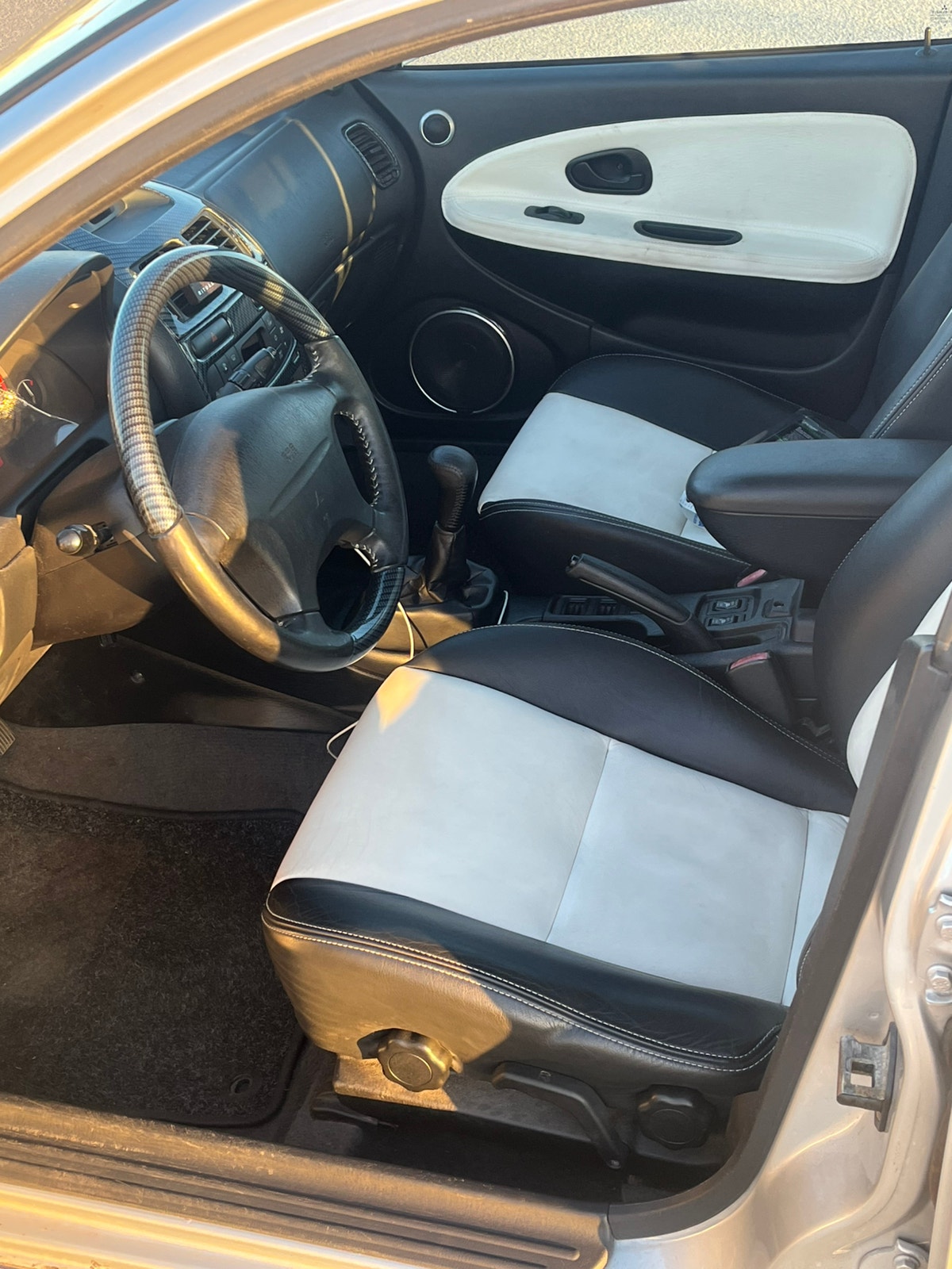 Mitsubishi Carisma til salg hos Nabilli