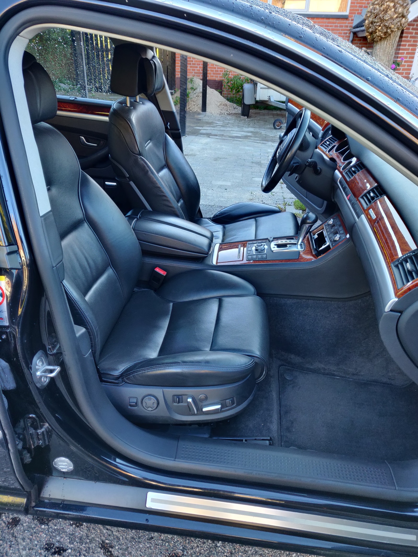 Audi A8 til salg hos Nabilli