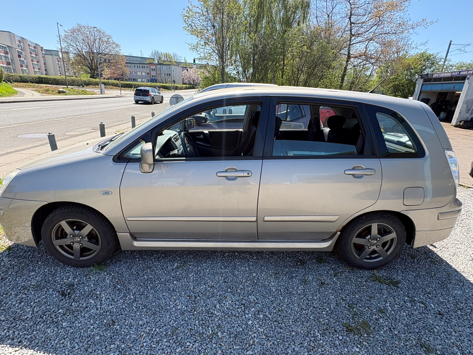 Suzuki Liana til salg hos Nabilli