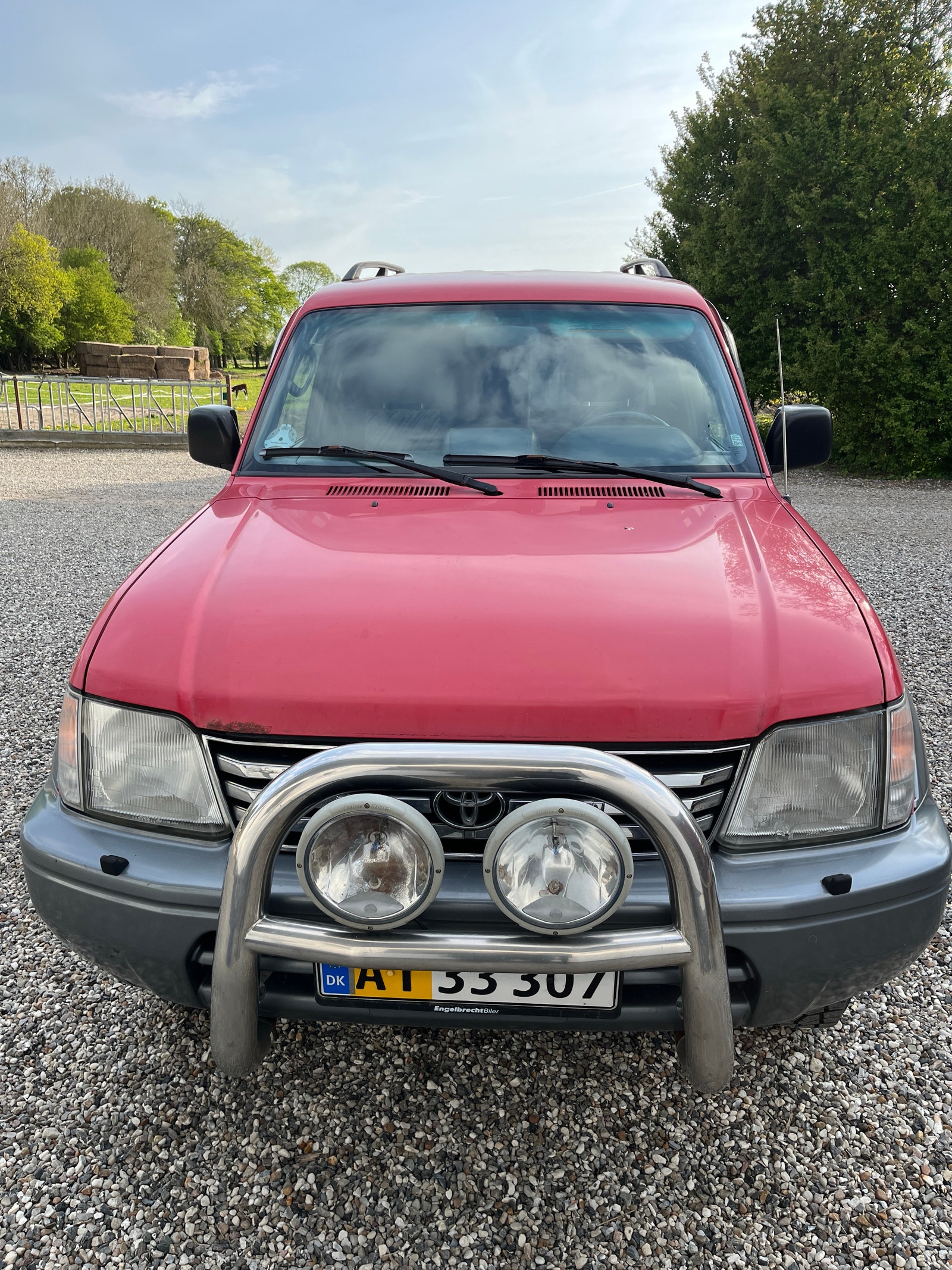 Toyota Land Cruiser til salg hos Nabilli