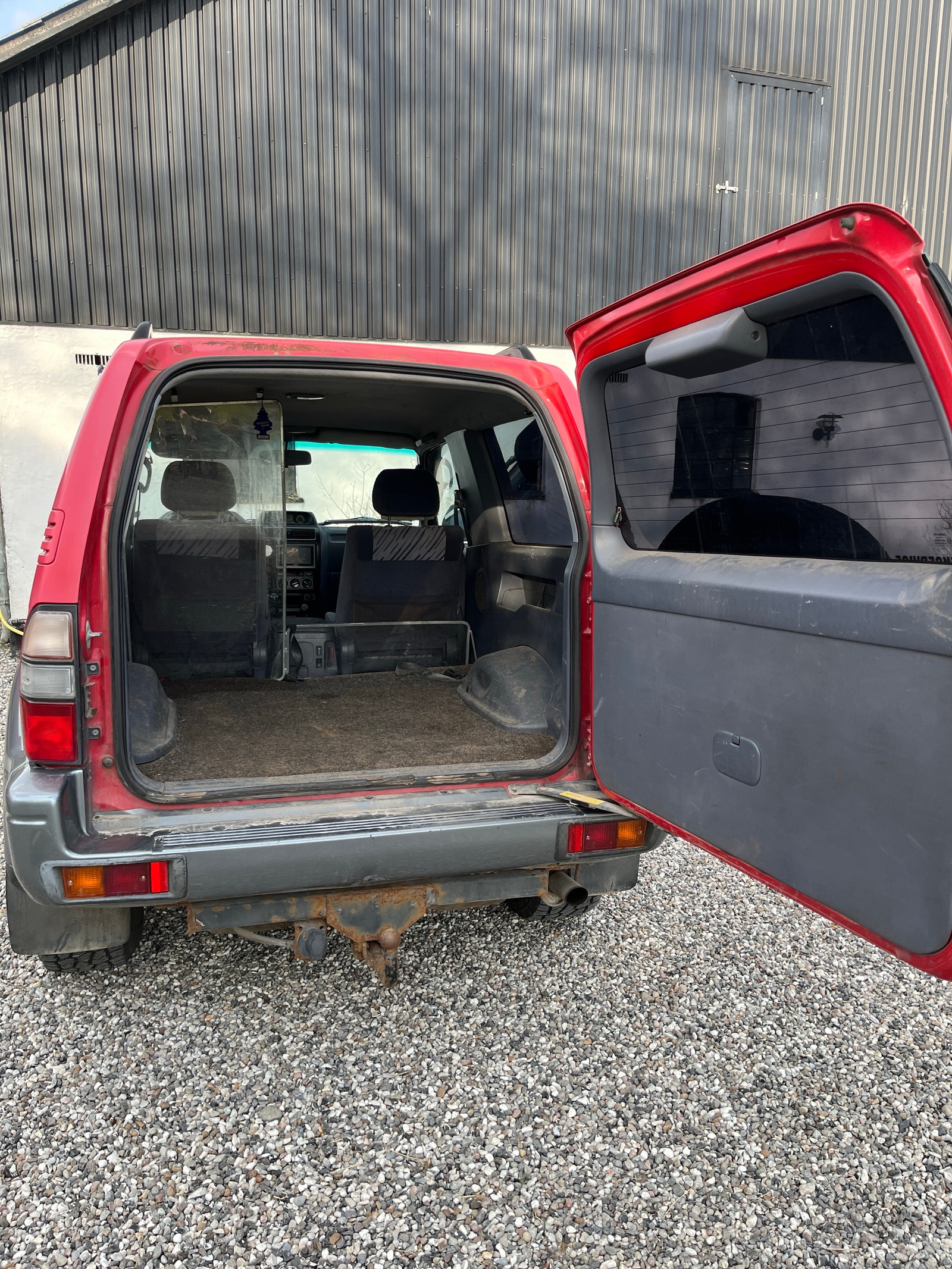 Toyota Land Cruiser til salg hos Nabilli