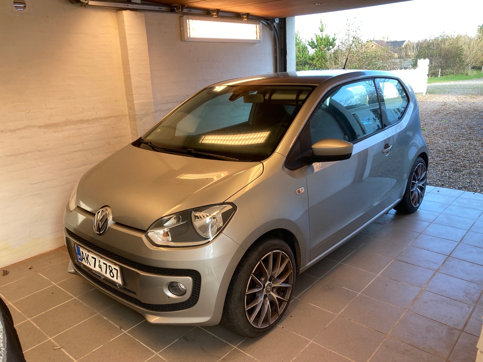 VW UP! til salg hos Nabilli