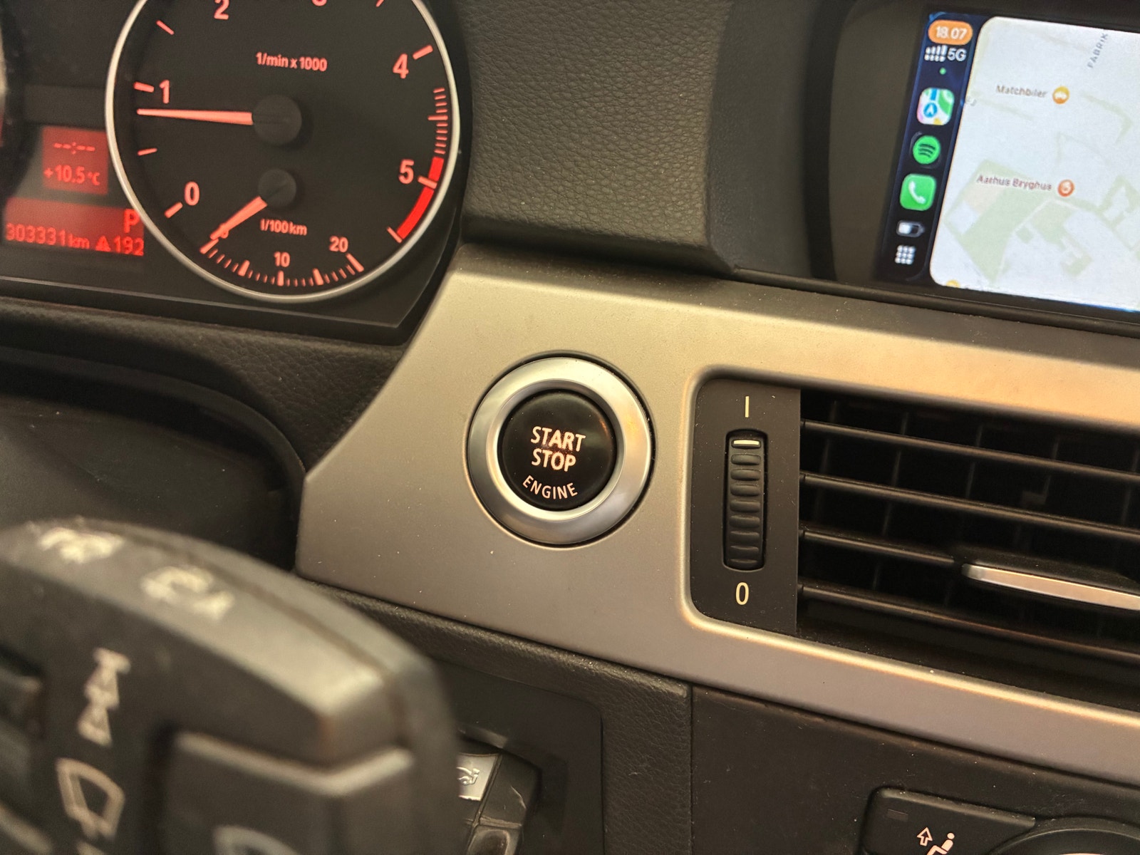 BMW 320d til salg hos Nabilli