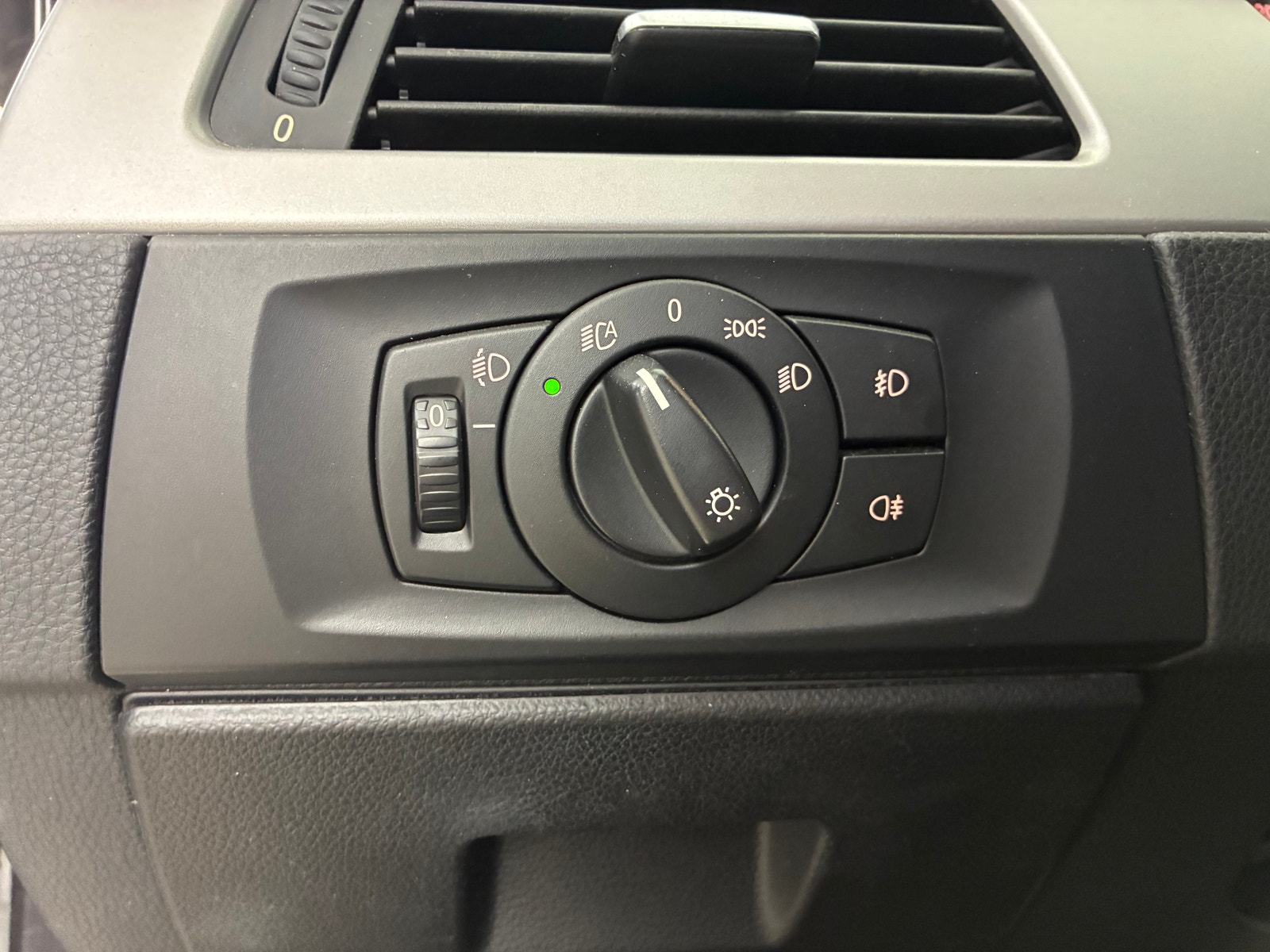 BMW 320d til salg hos Nabilli