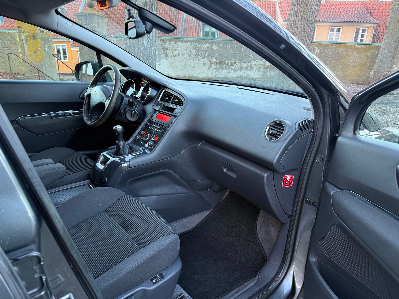 Peugeot 5008 til salg hos Nabilli