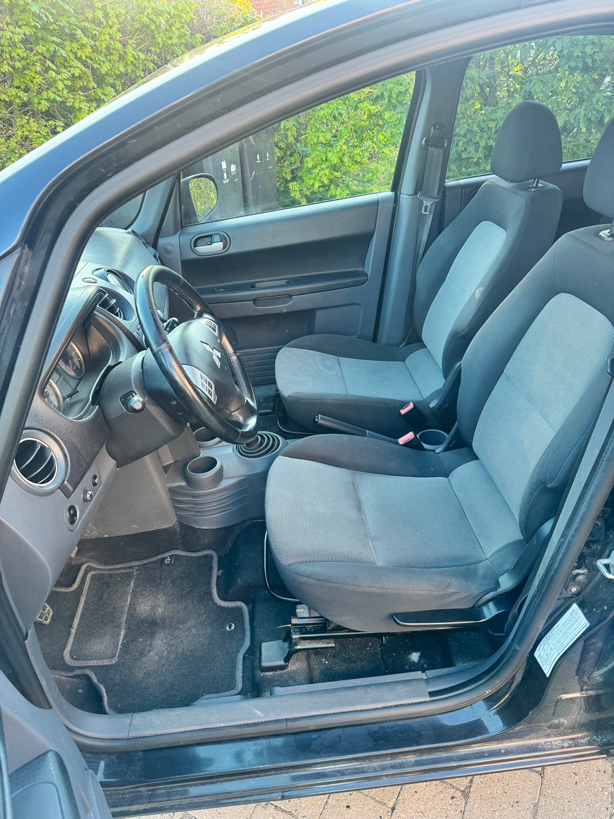 Mitsubishi Colt til salg hos Nabilli
