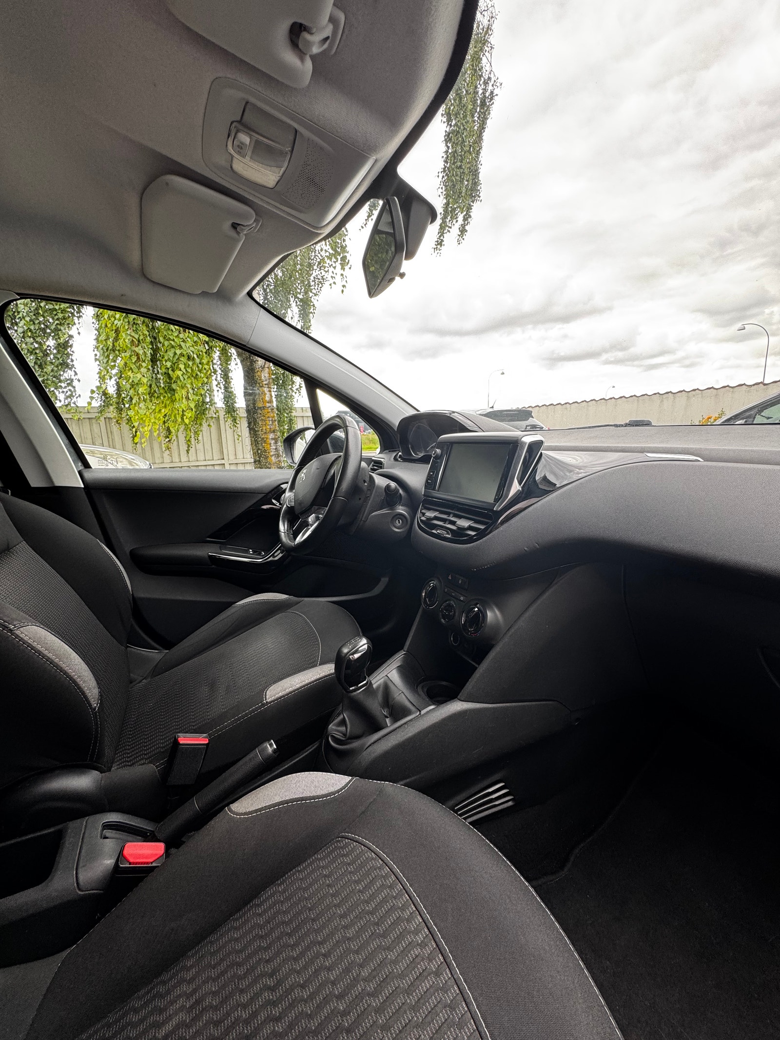 Peugeot 208 til salg hos Nabilli