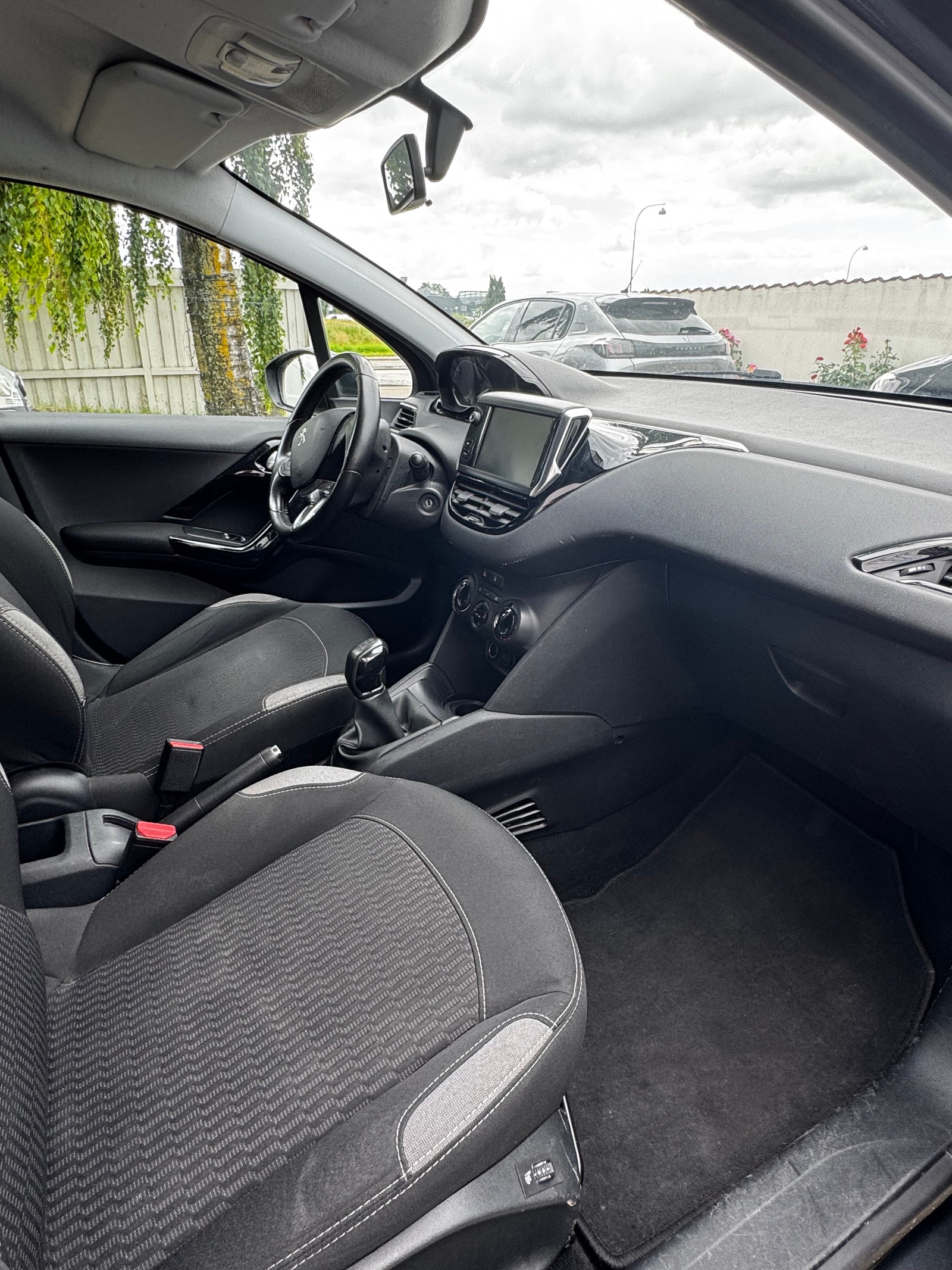 Peugeot 208 til salg hos Nabilli