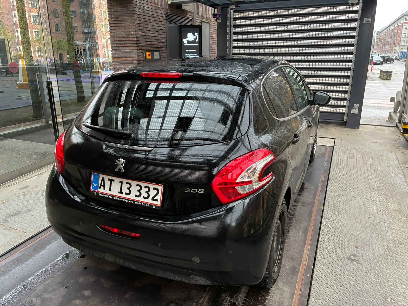 Peugeot 208 – billede 2