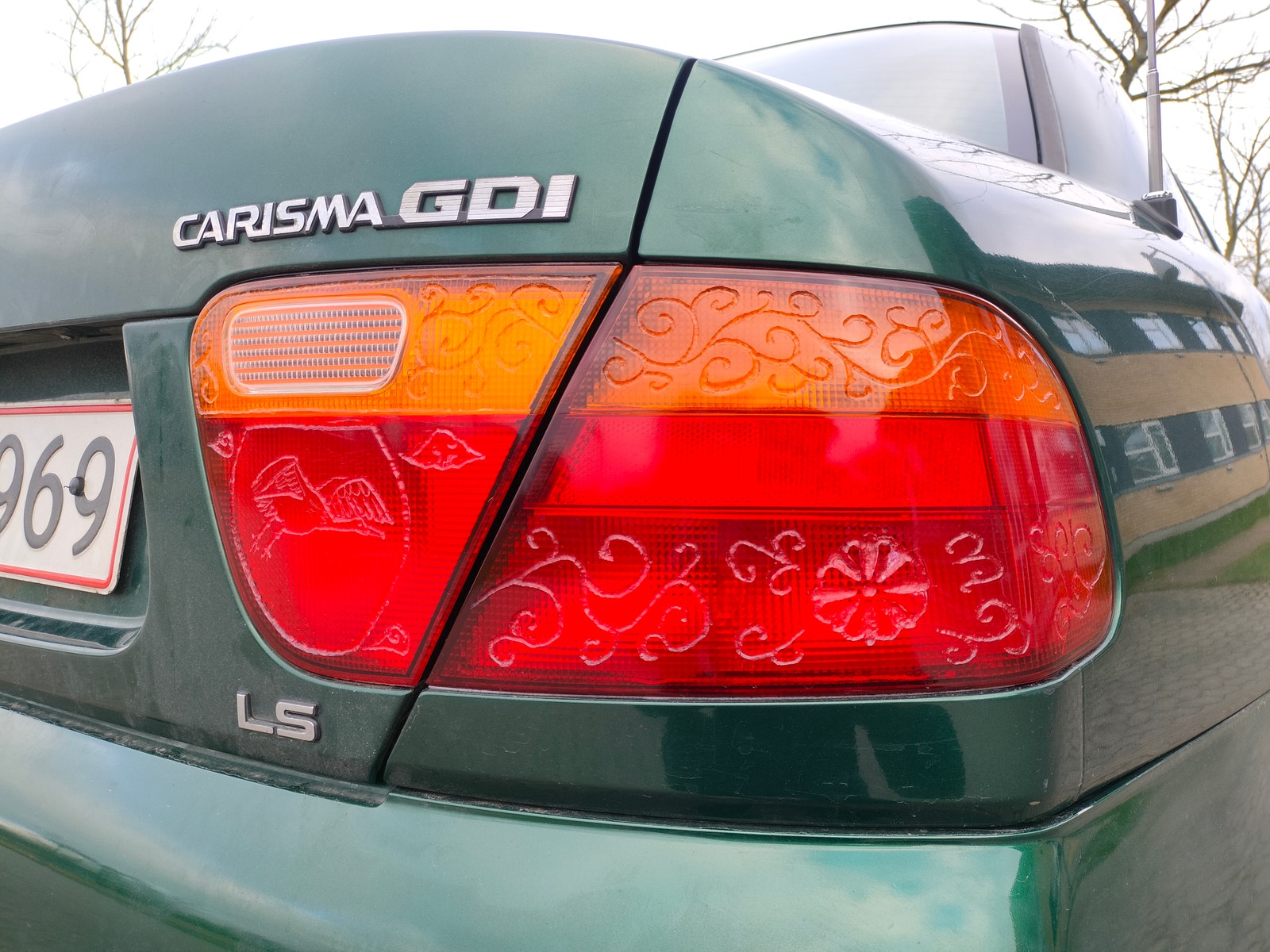 Mitsubishi Carisma til salg hos Nabilli