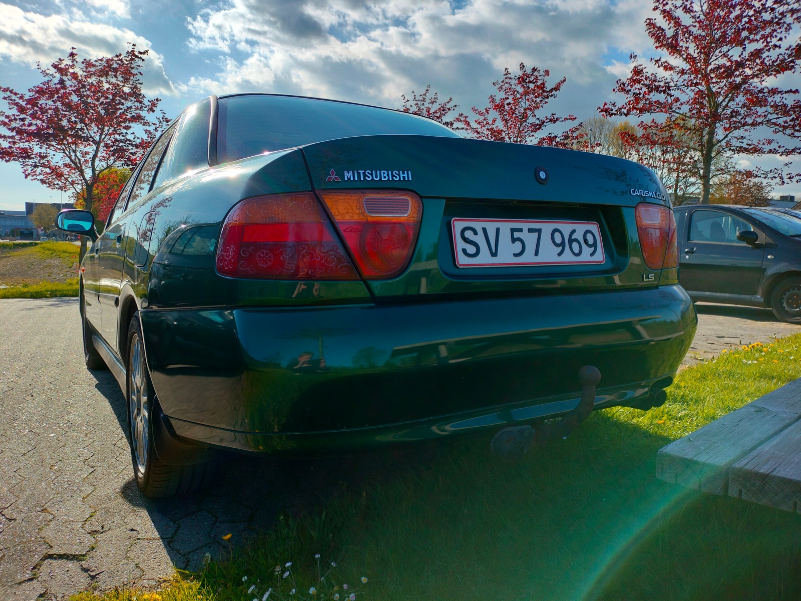 Mitsubishi Carisma til salg hos Nabilli