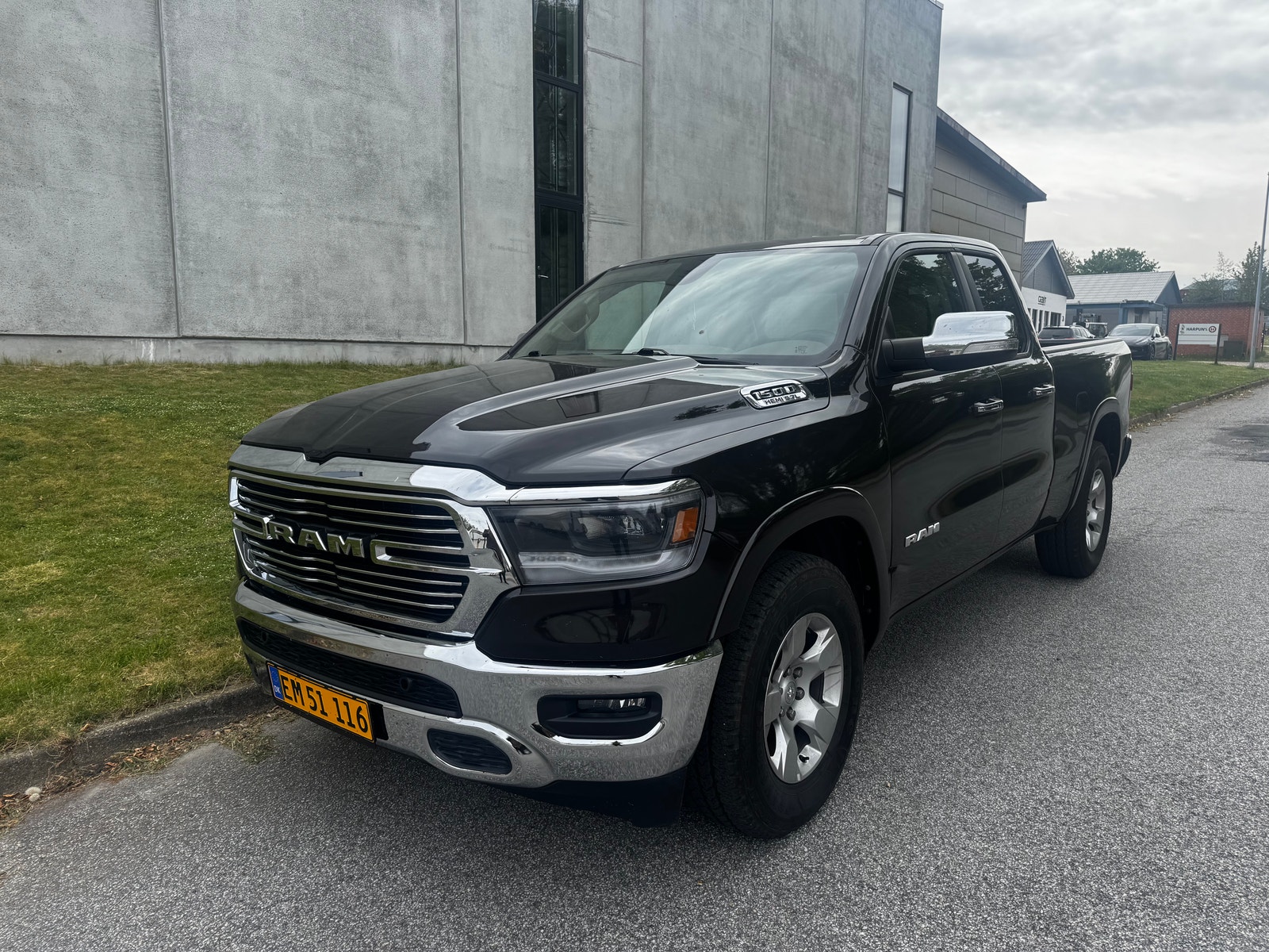 Dodge RAM 1500 til salg hos Nabilli