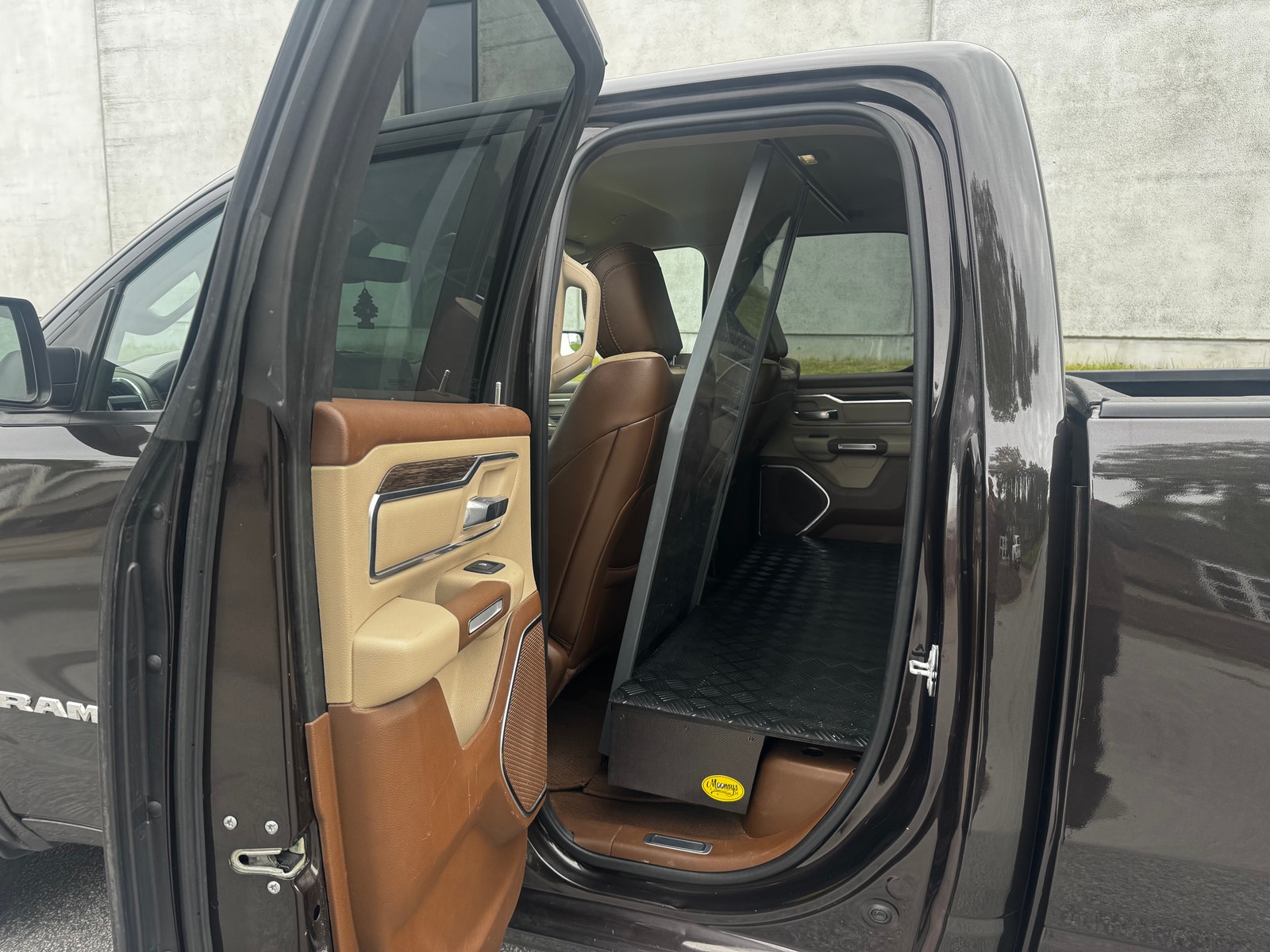 Dodge RAM 1500 til salg hos Nabilli