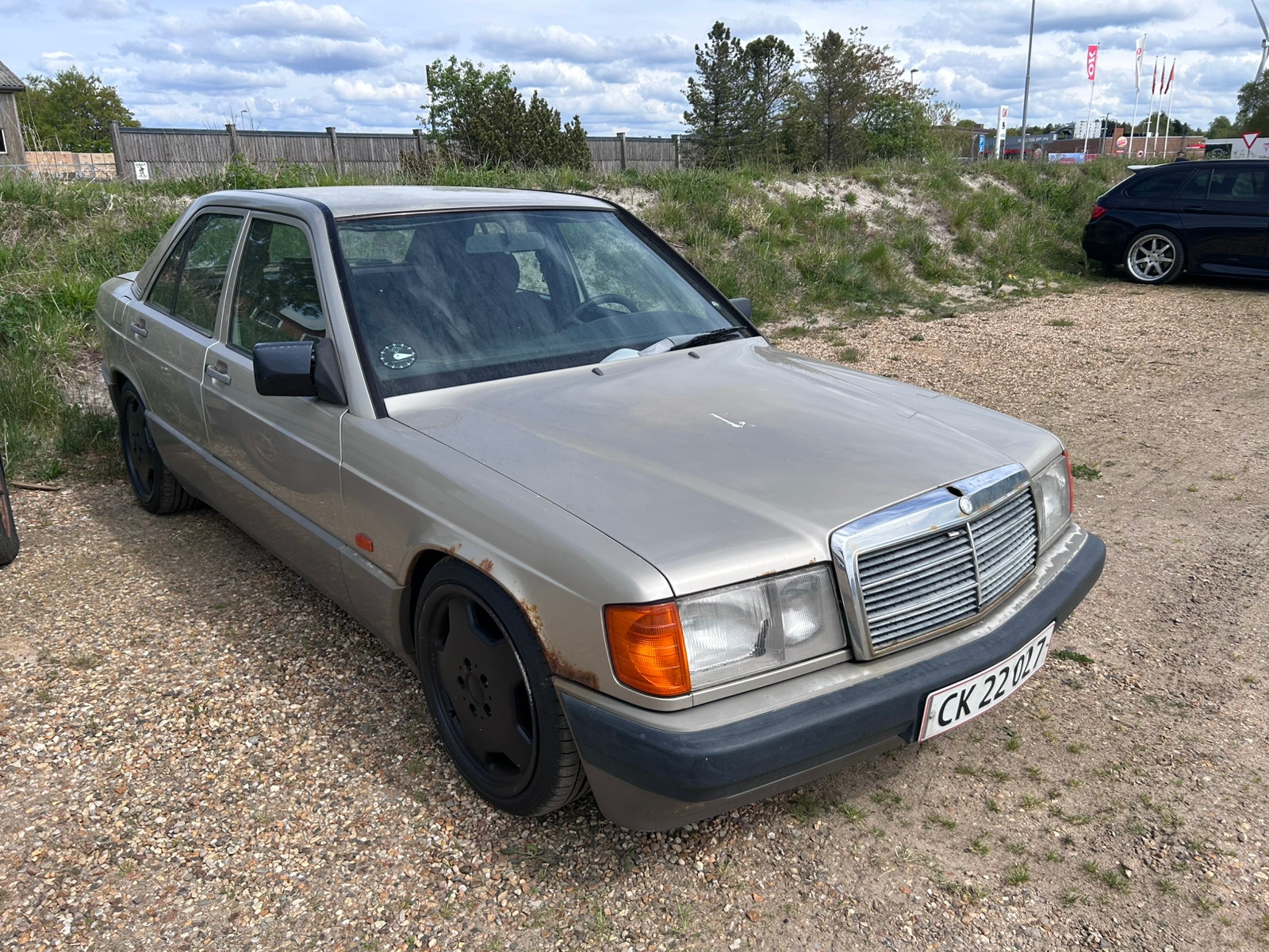 Mercedes 190 E til salg hos Nabilli