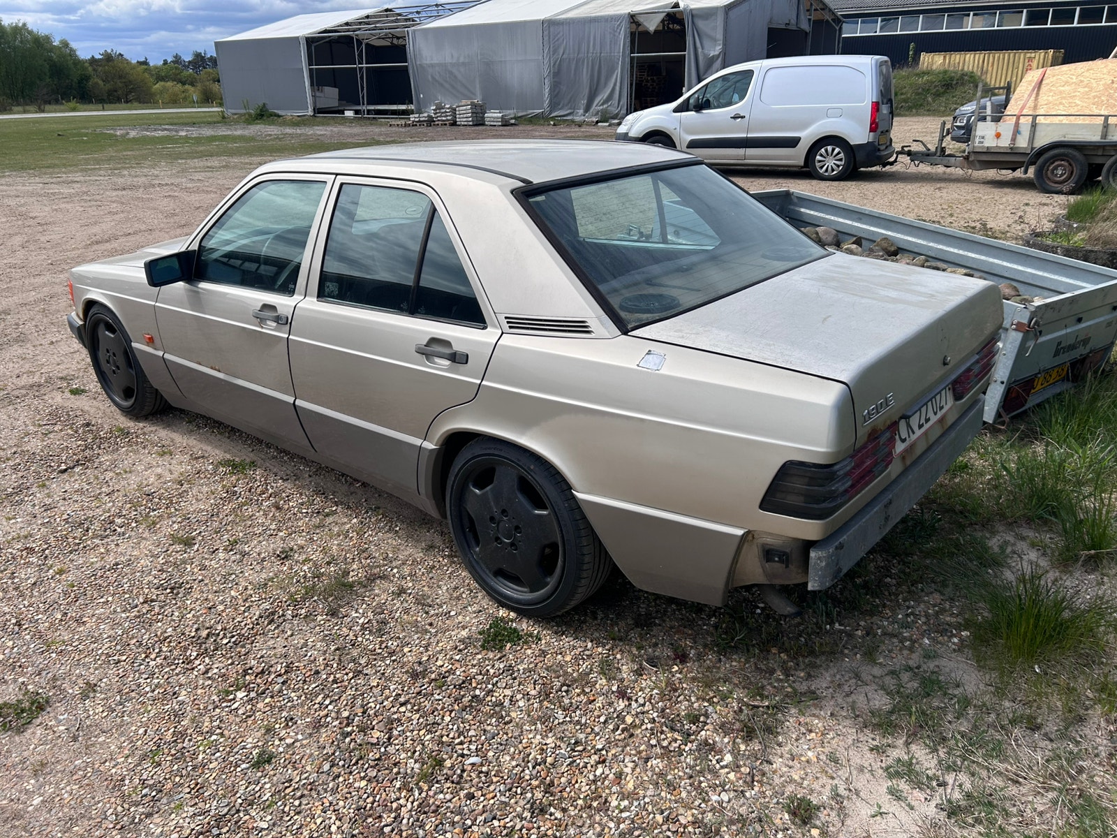 Mercedes 190 E til salg hos Nabilli