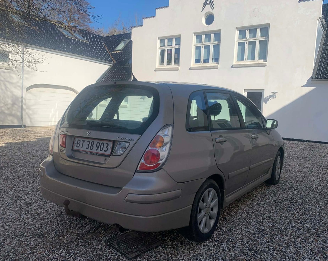 Suzuki Liana til salg hos Nabilli
