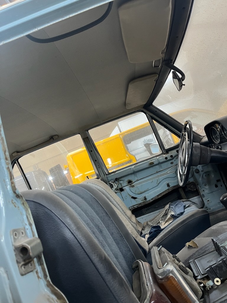 Mercedes 200/8 til salg hos Nabilli