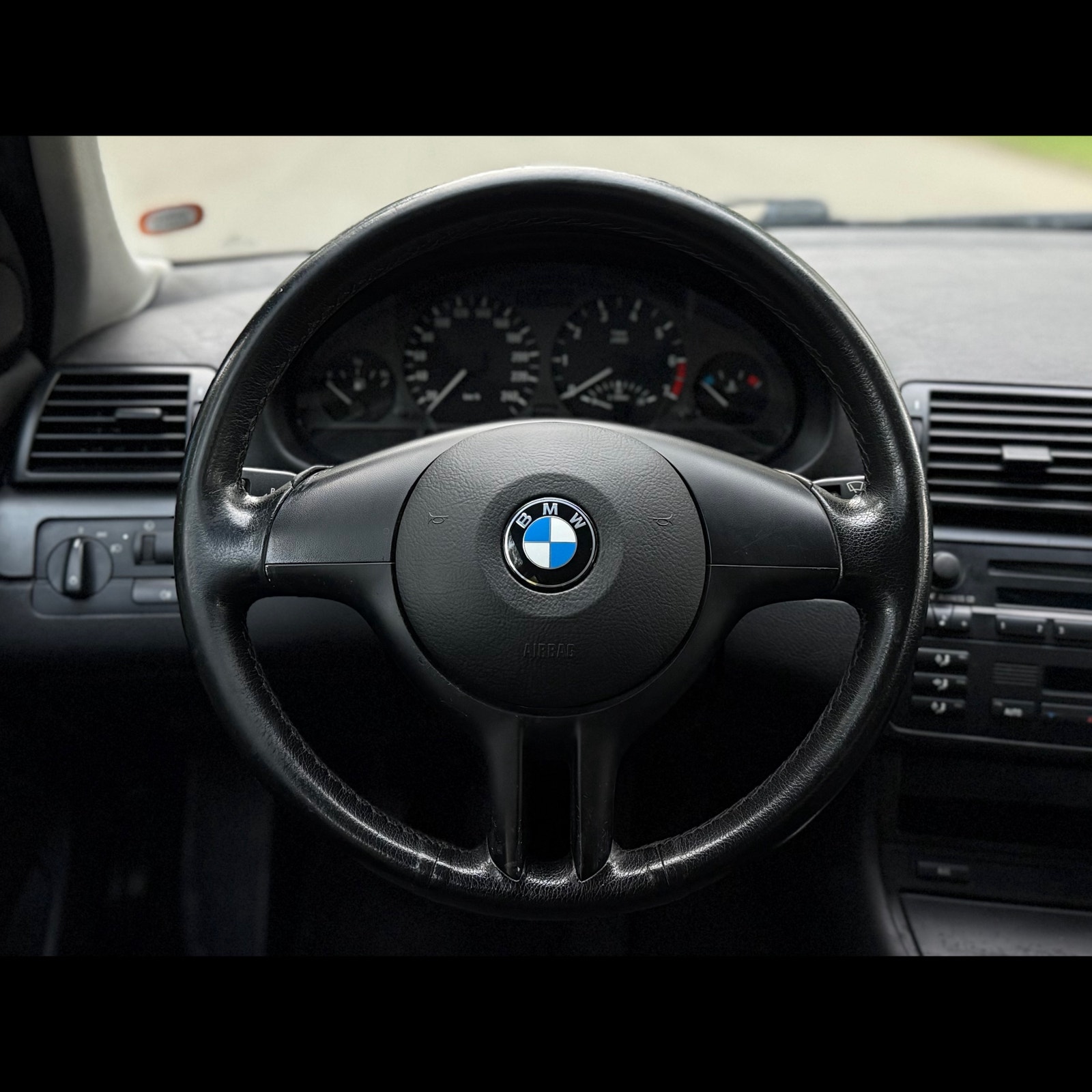 BMW 316i til salg hos Nabilli