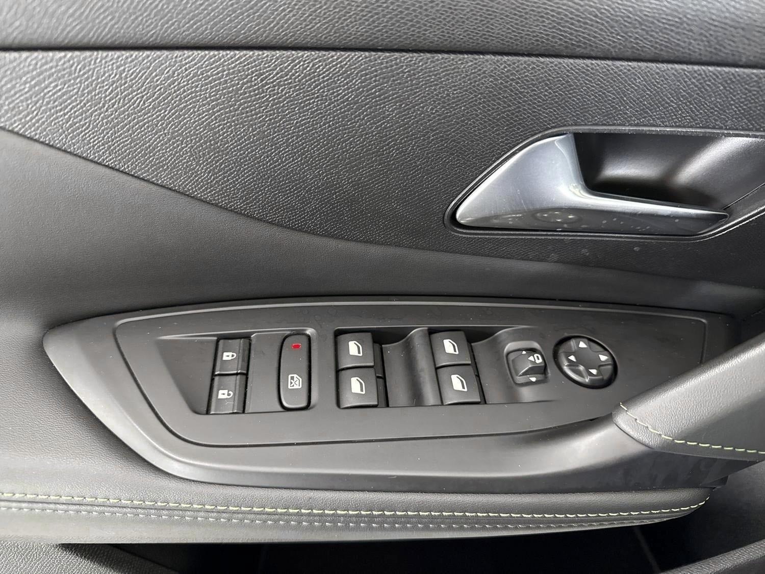 Peugeot e-308 til salg hos Nabilli