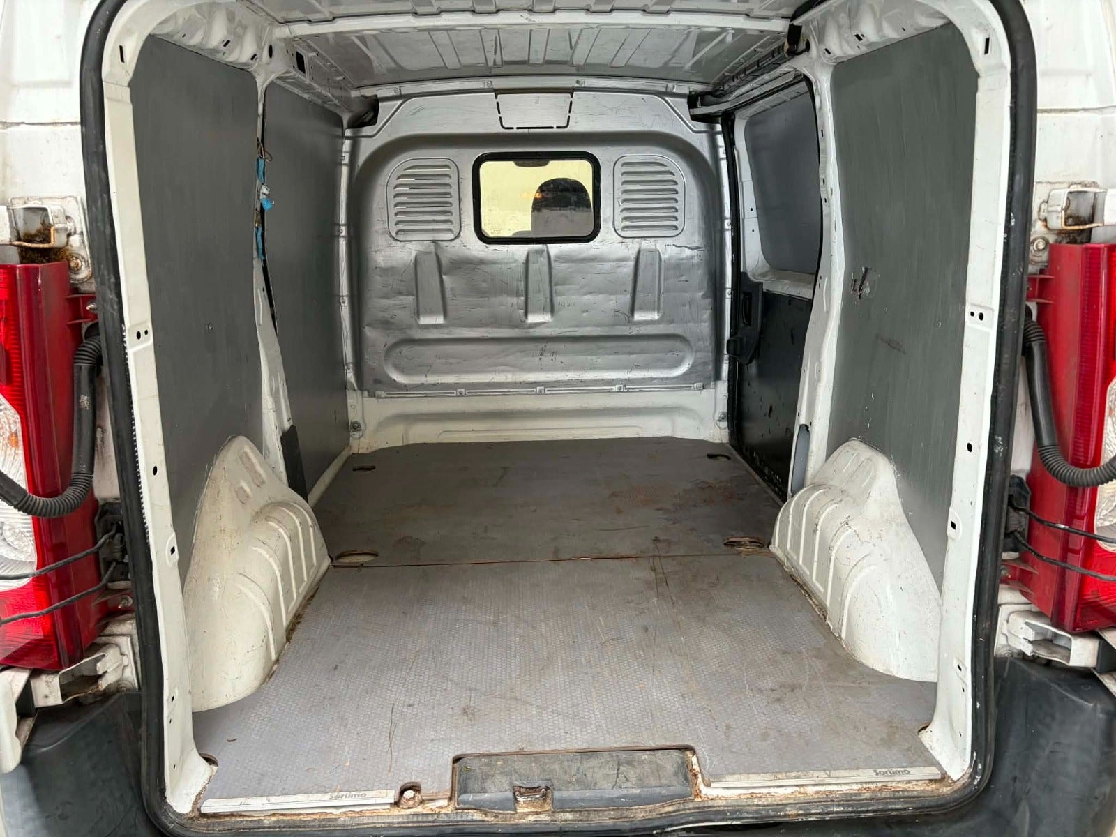 Peugeot Expert til salg hos Nabilli