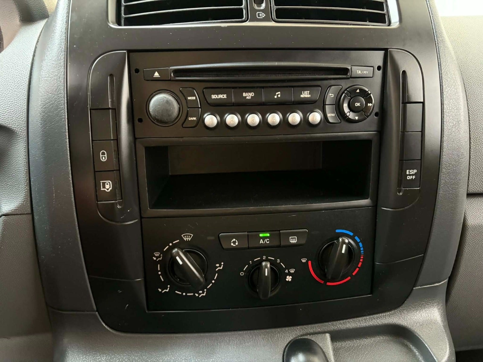 Peugeot Expert til salg hos Nabilli