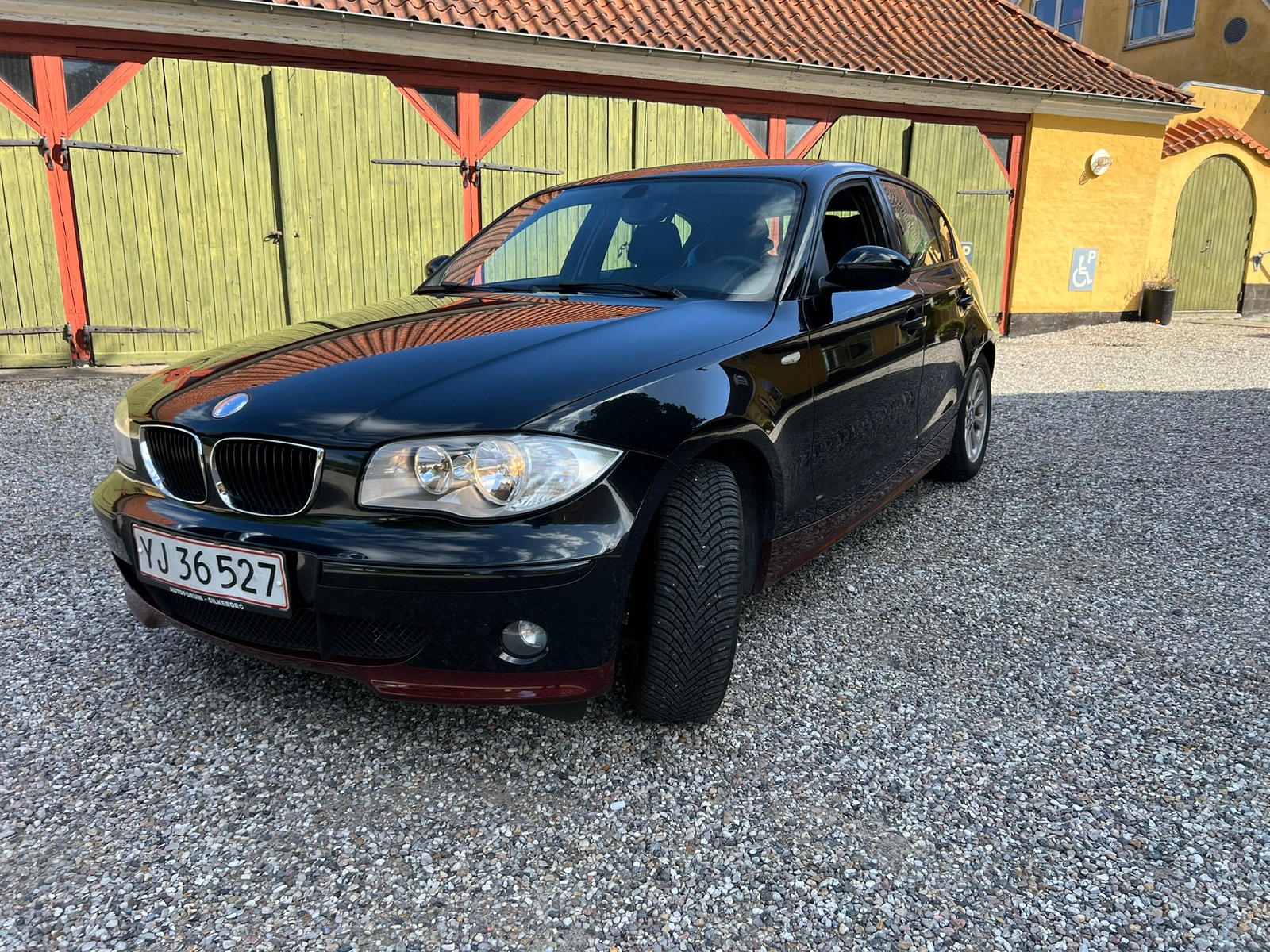 BMW 120i til salg hos Nabilli