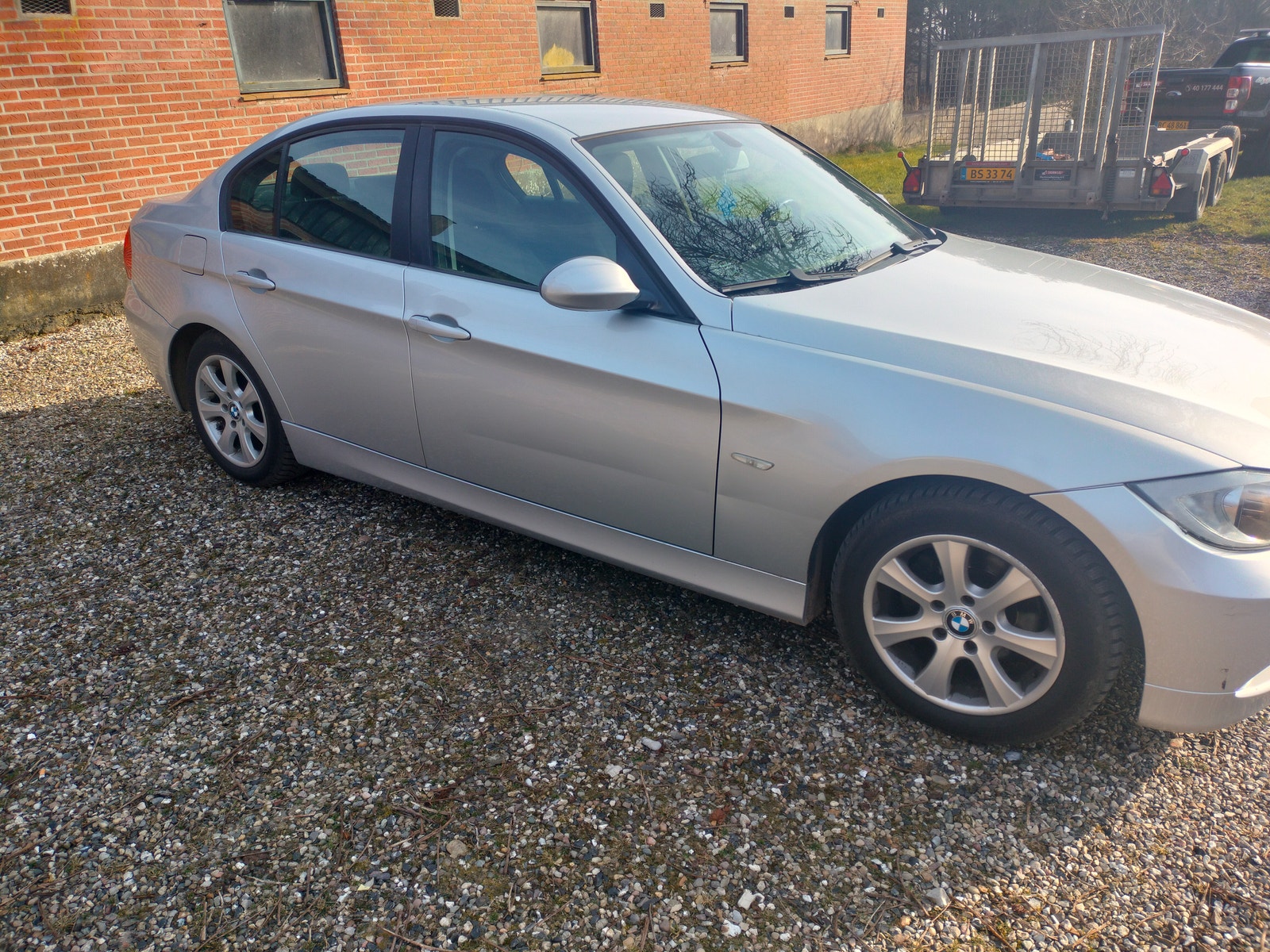 BMW 320i til salg hos Nabilli