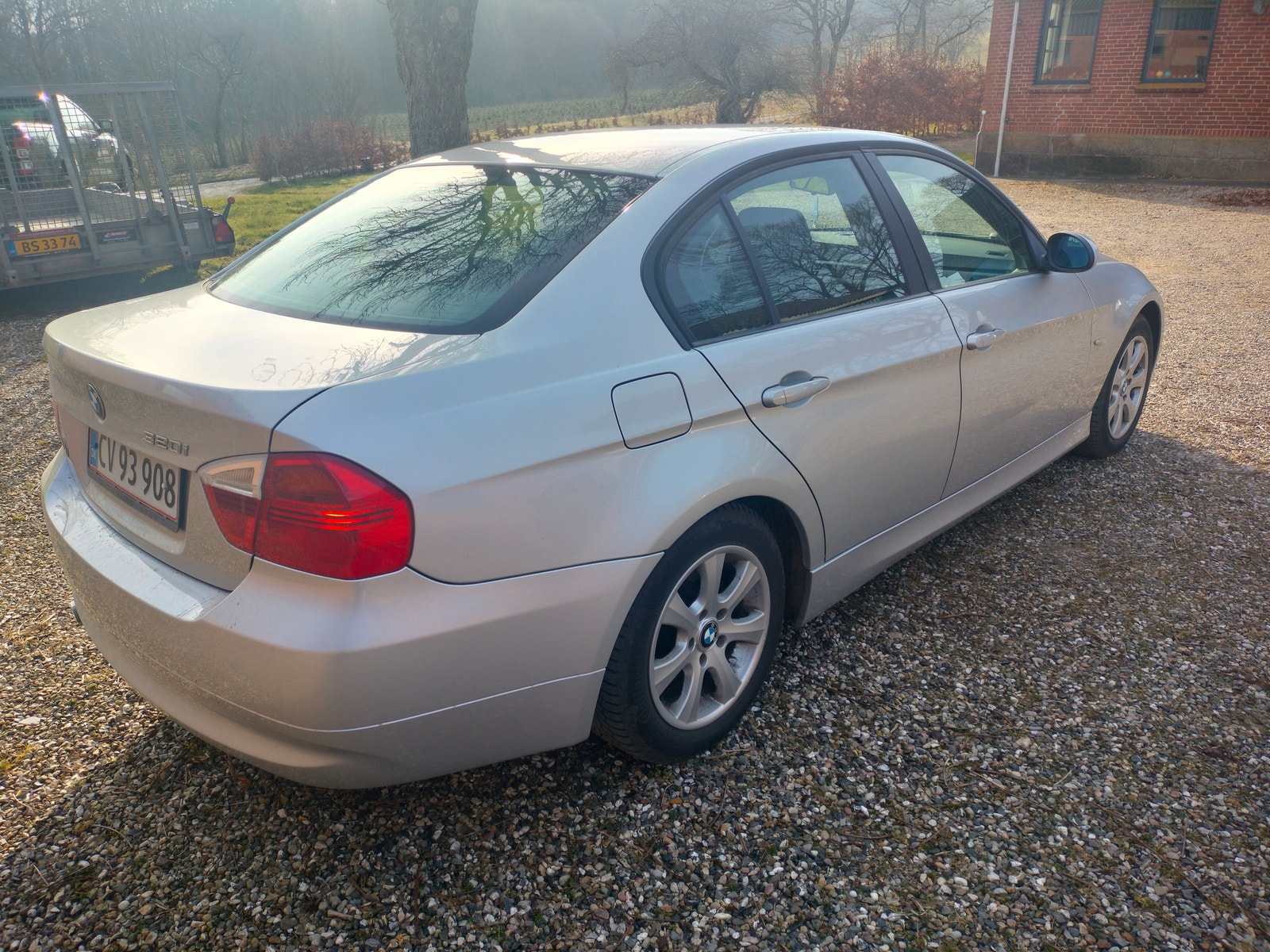 BMW 320i til salg hos Nabilli