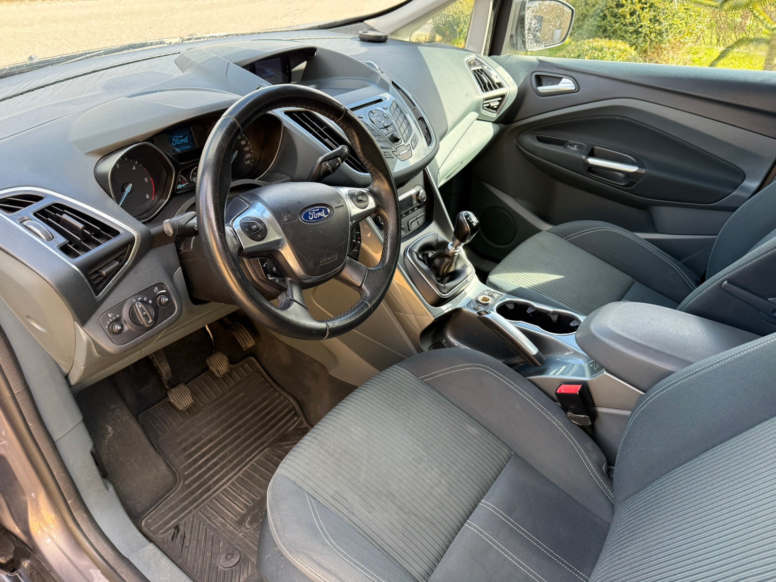 Ford C-Max til salg hos Nabilli