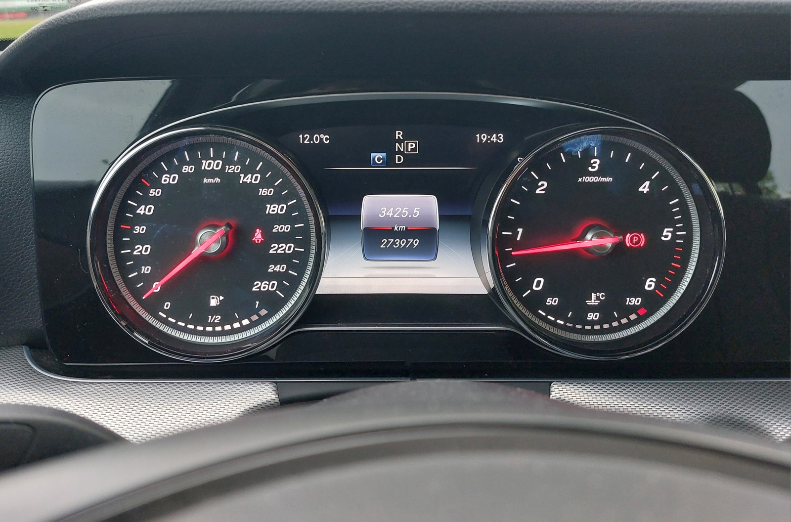 Mercedes E220 d til salg hos Nabilli