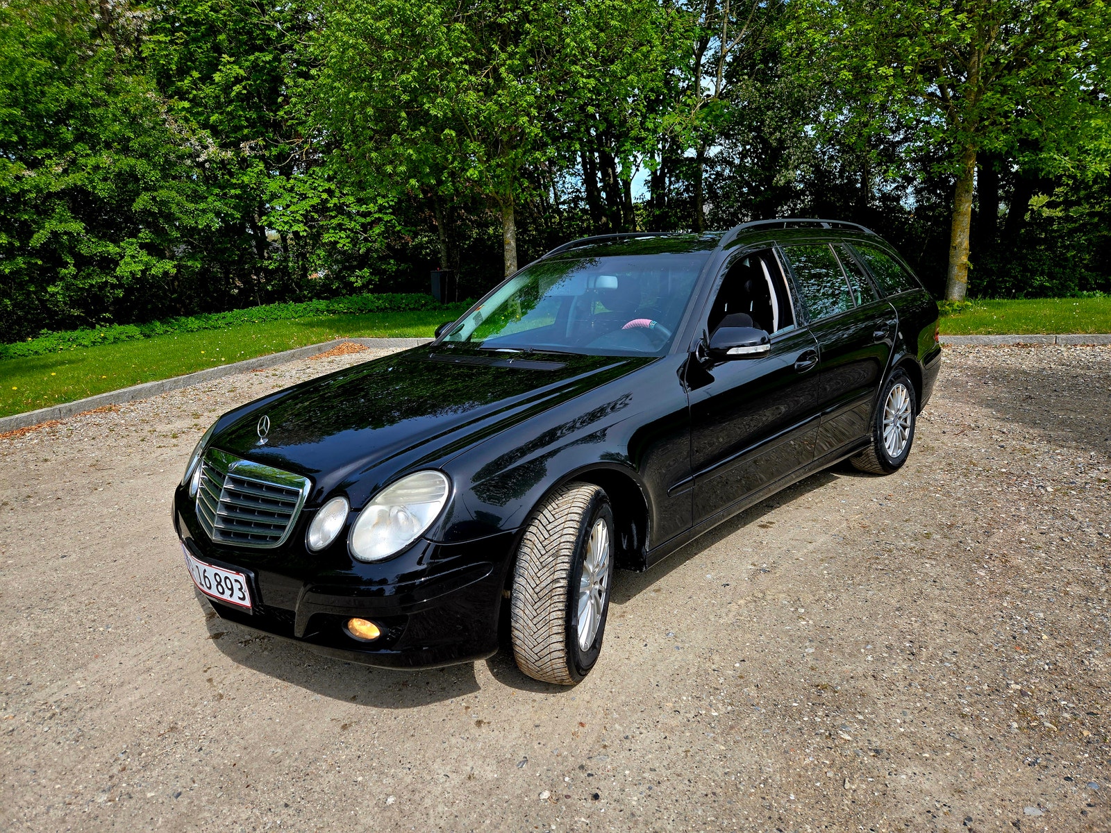 Mercedes E220 til salg hos Nabilli