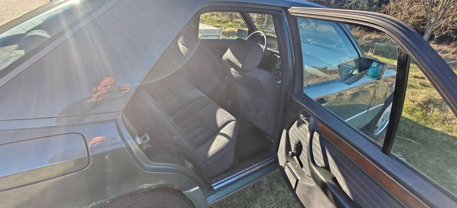 Mercedes 300 E til salg hos Nabilli