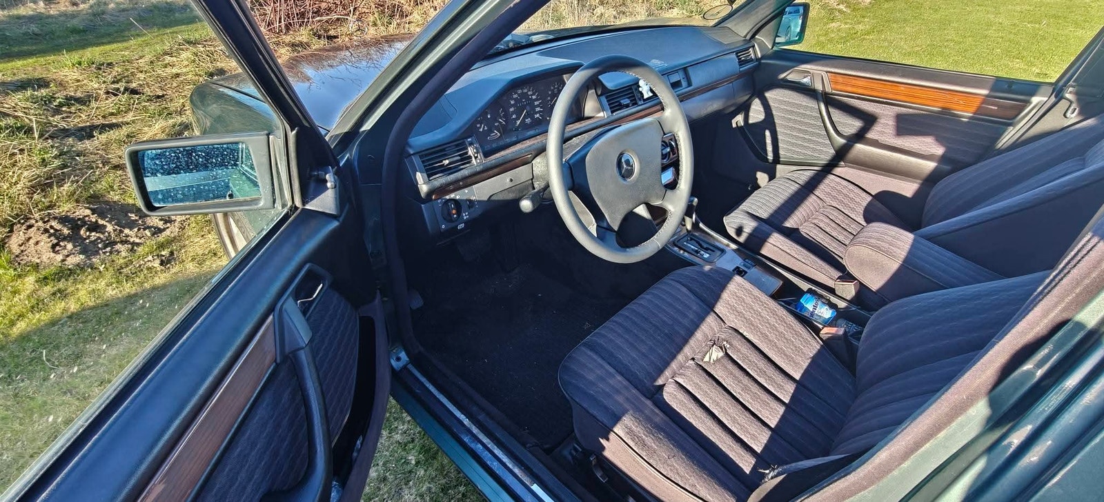 Mercedes 300 E til salg hos Nabilli