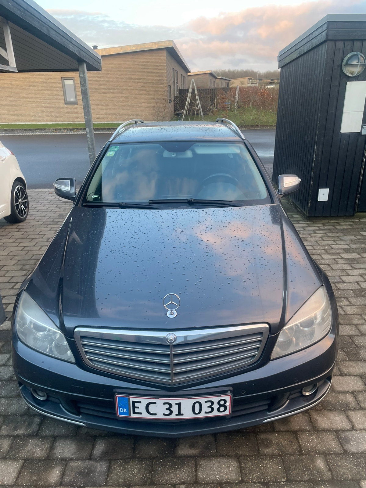 Mercedes C200 til salg hos Nabilli