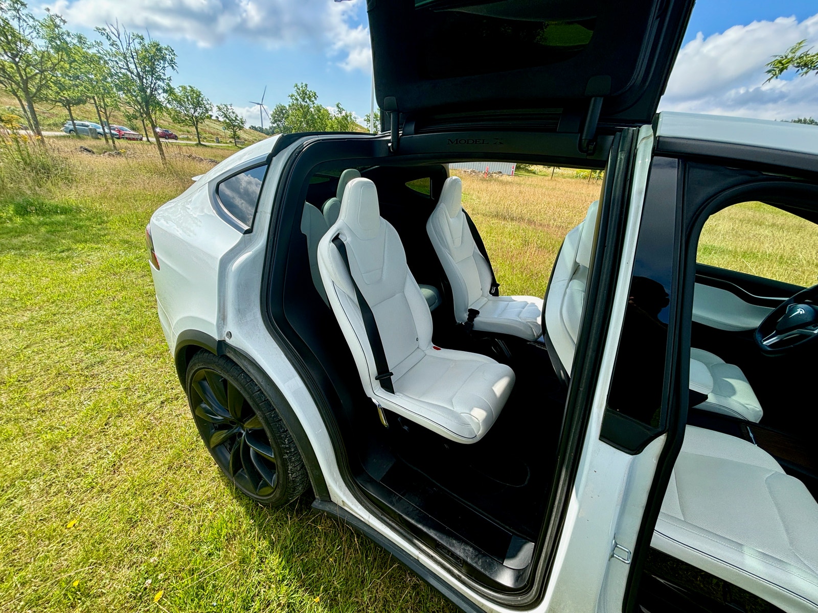 Tesla Model X til salg hos Nabilli