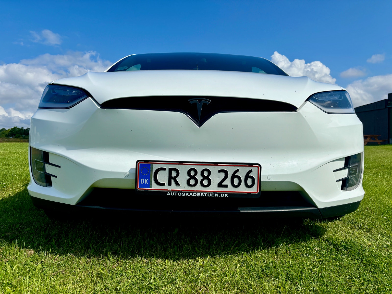 Tesla Model X til salg hos Nabilli