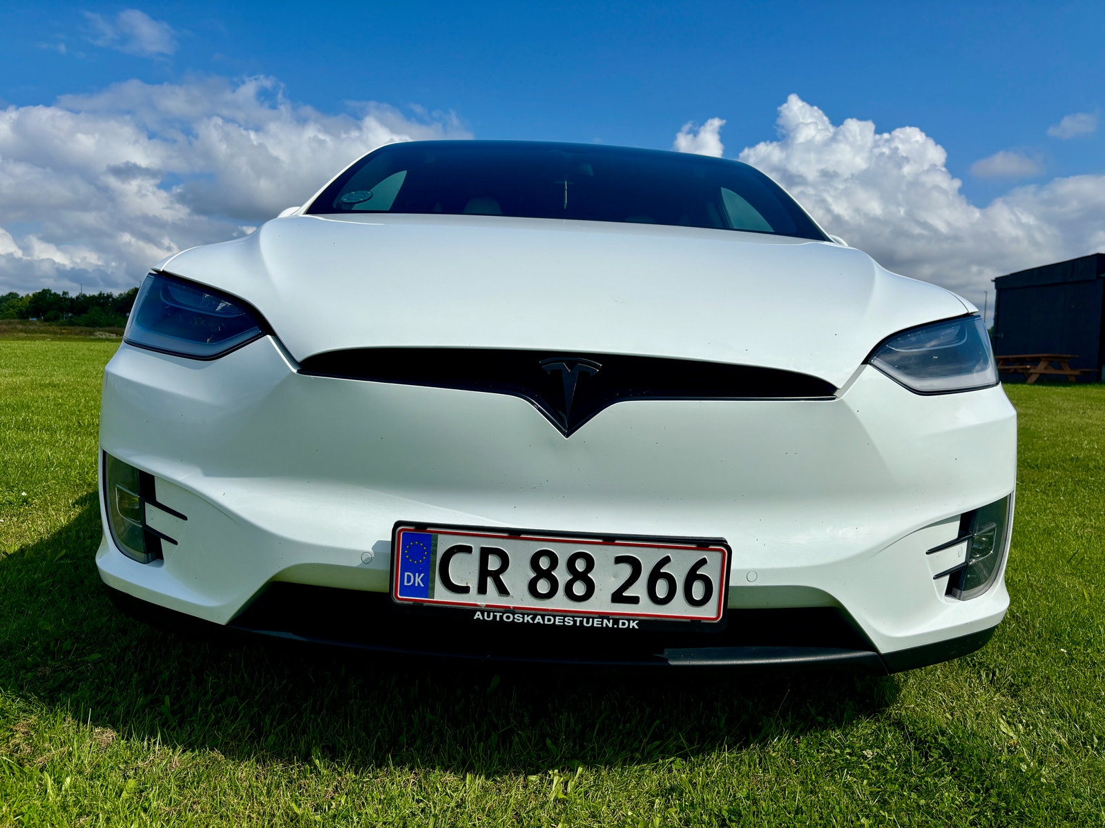 Tesla Model X til salg hos Nabilli