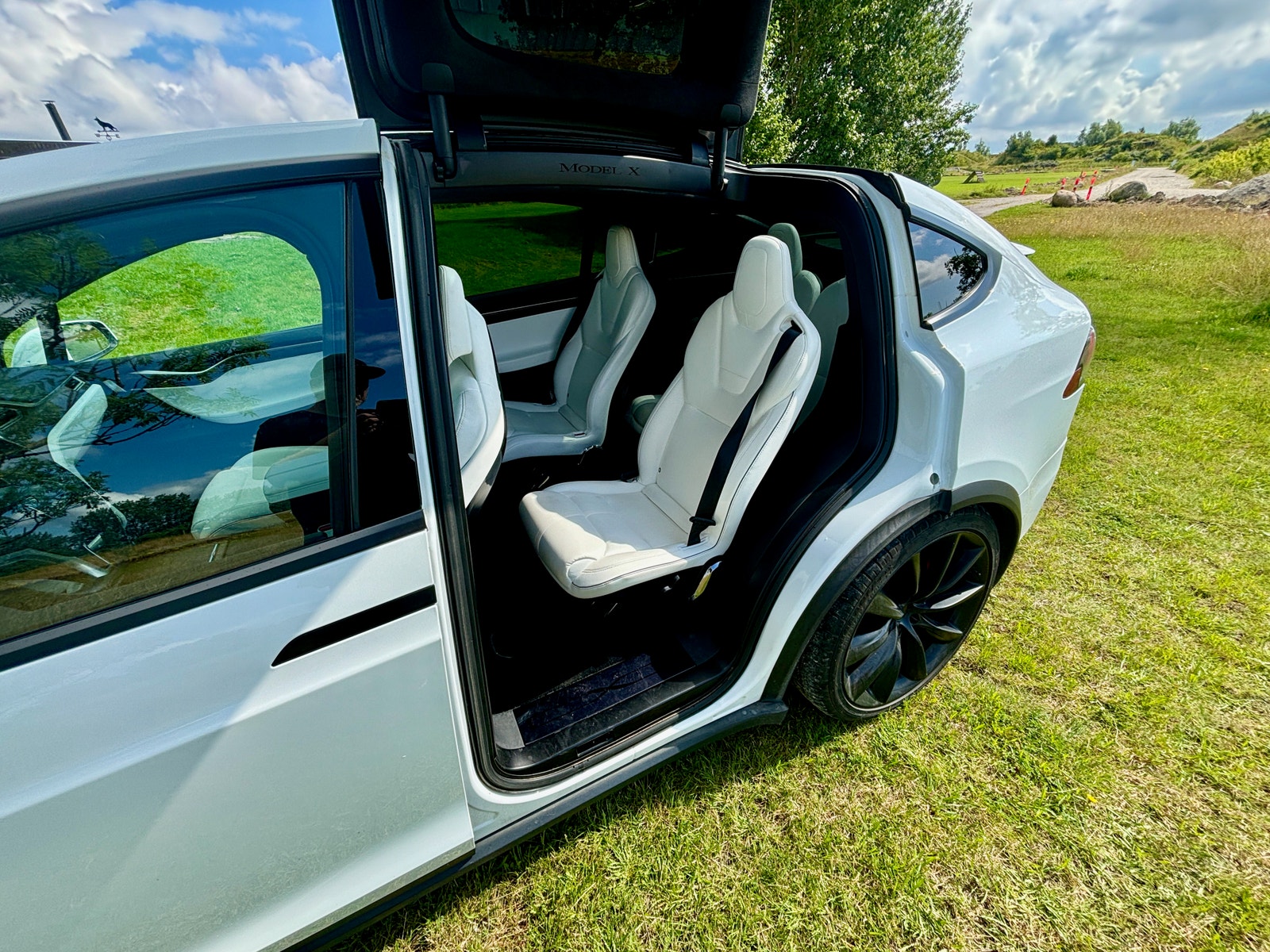 Tesla Model X til salg hos Nabilli